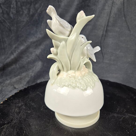 Porcelain Music Box Two Birds Perched on Greenery Green Blue Cream Vintage - Picture 5 of 15